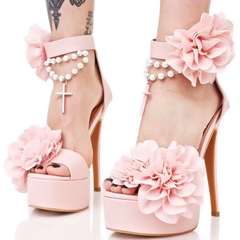 Sugar Thrillz Blush Rosary High Heels Size 10